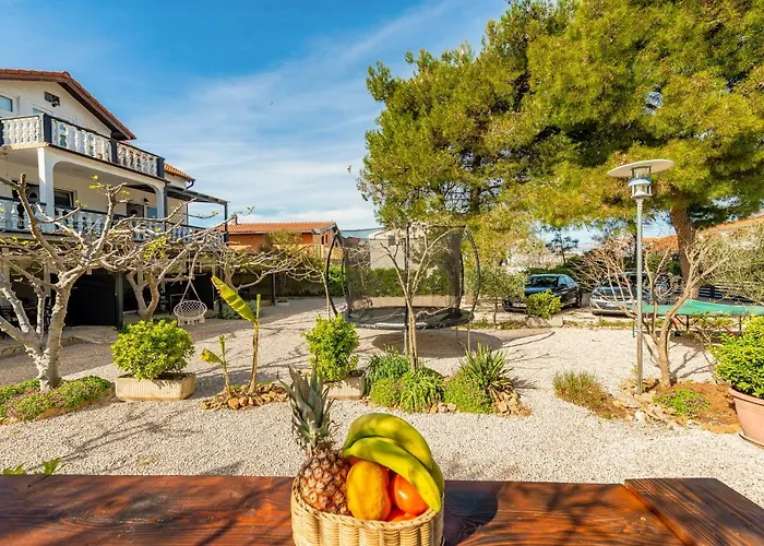 Apartments Villa Agape Vir