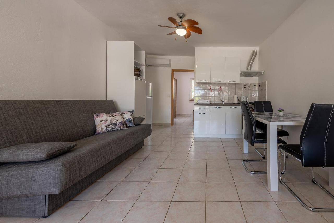 Apartment Agape Vir