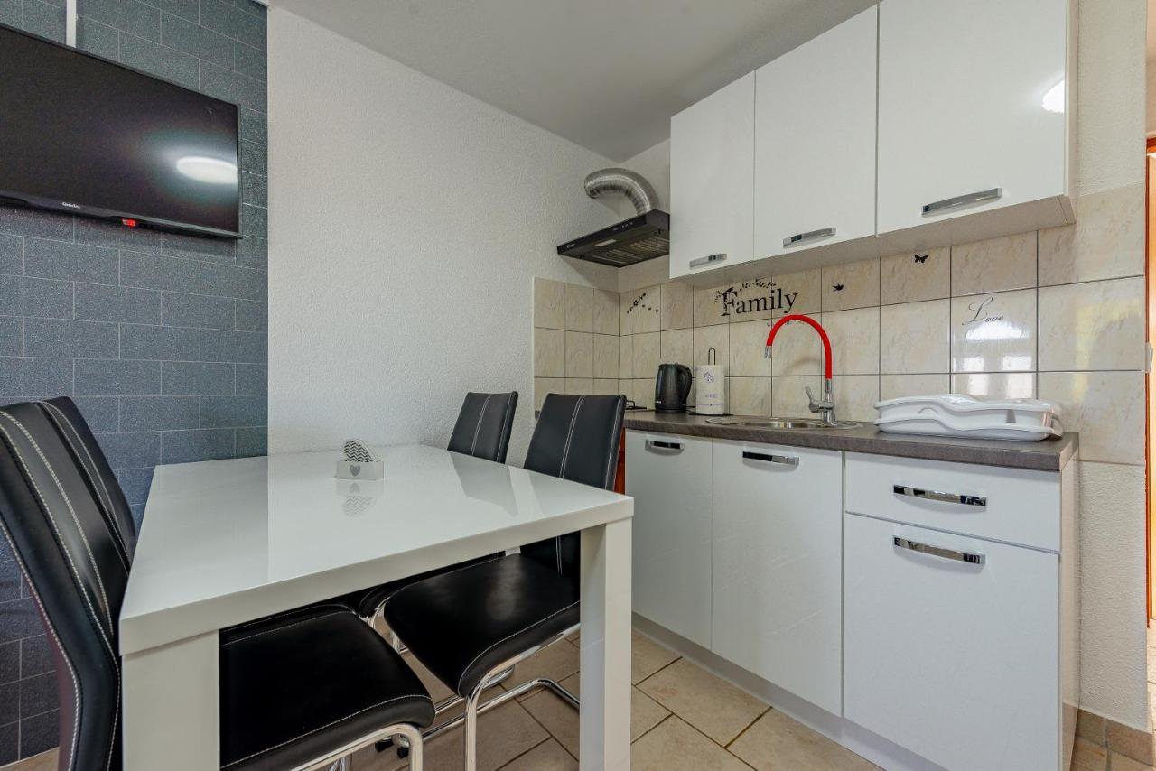 Apartment Agape